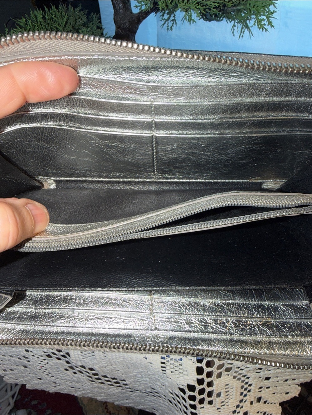Vintage Yves Saint Laurent Zip-Around Wallet In Black Leather - Picture 13 of 16